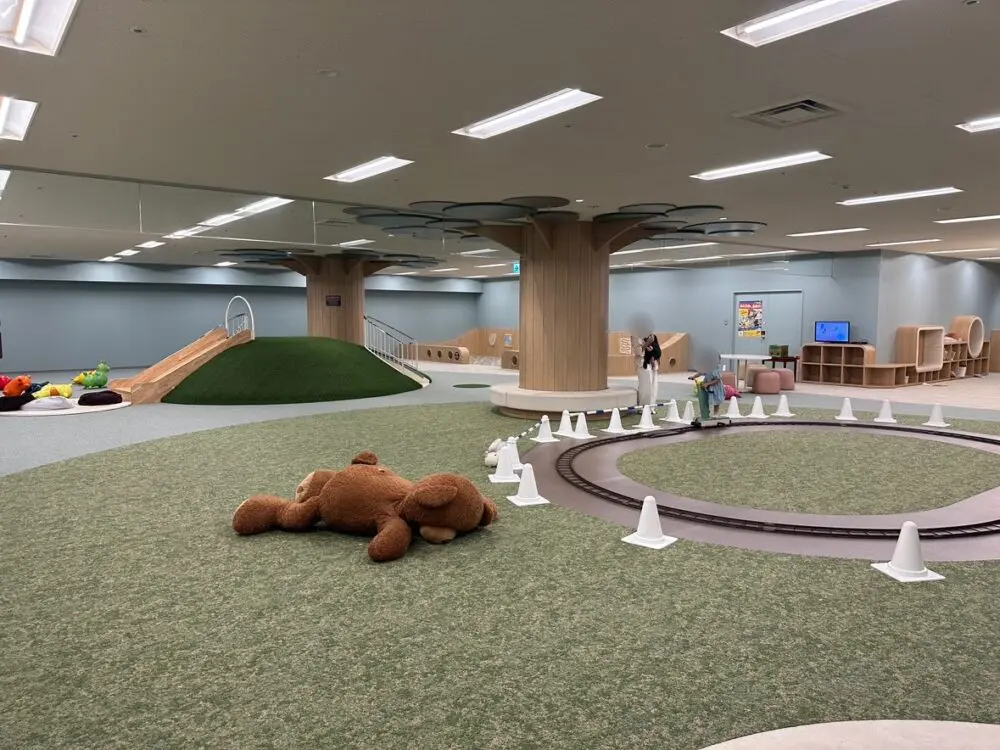 ホテルの屋内遊び場
