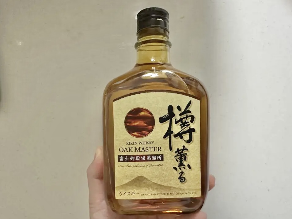 オークマスター樽薫るのボトル